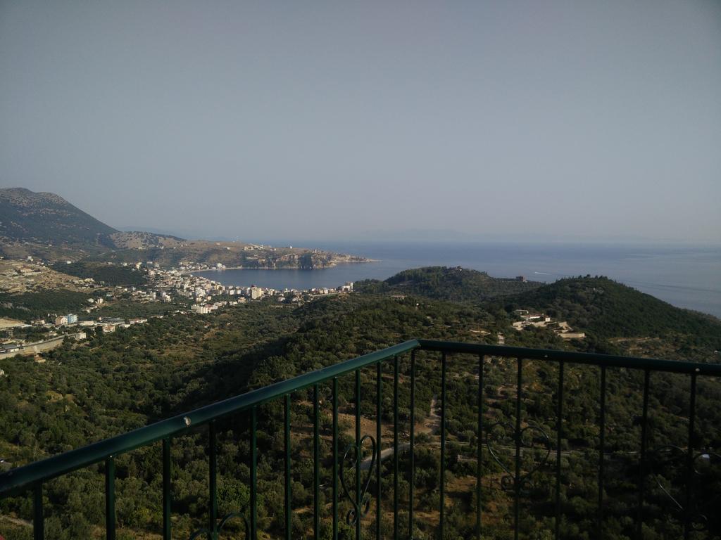 Janis Castle Apartment Himare Exterior foto