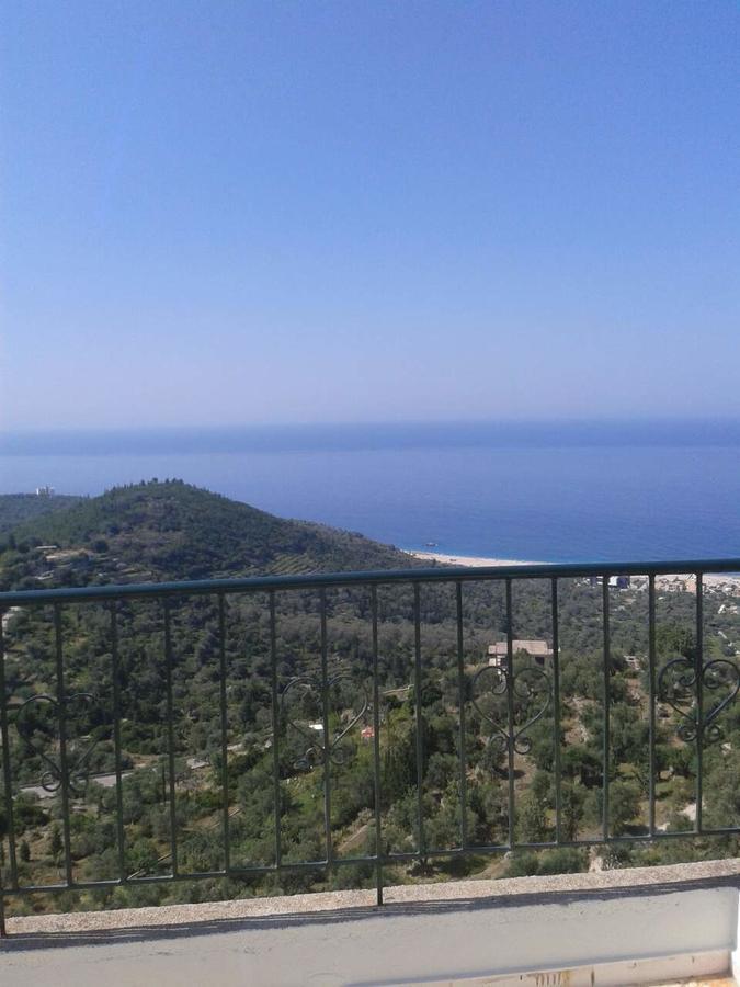 Janis Castle Apartment Himare Exterior foto